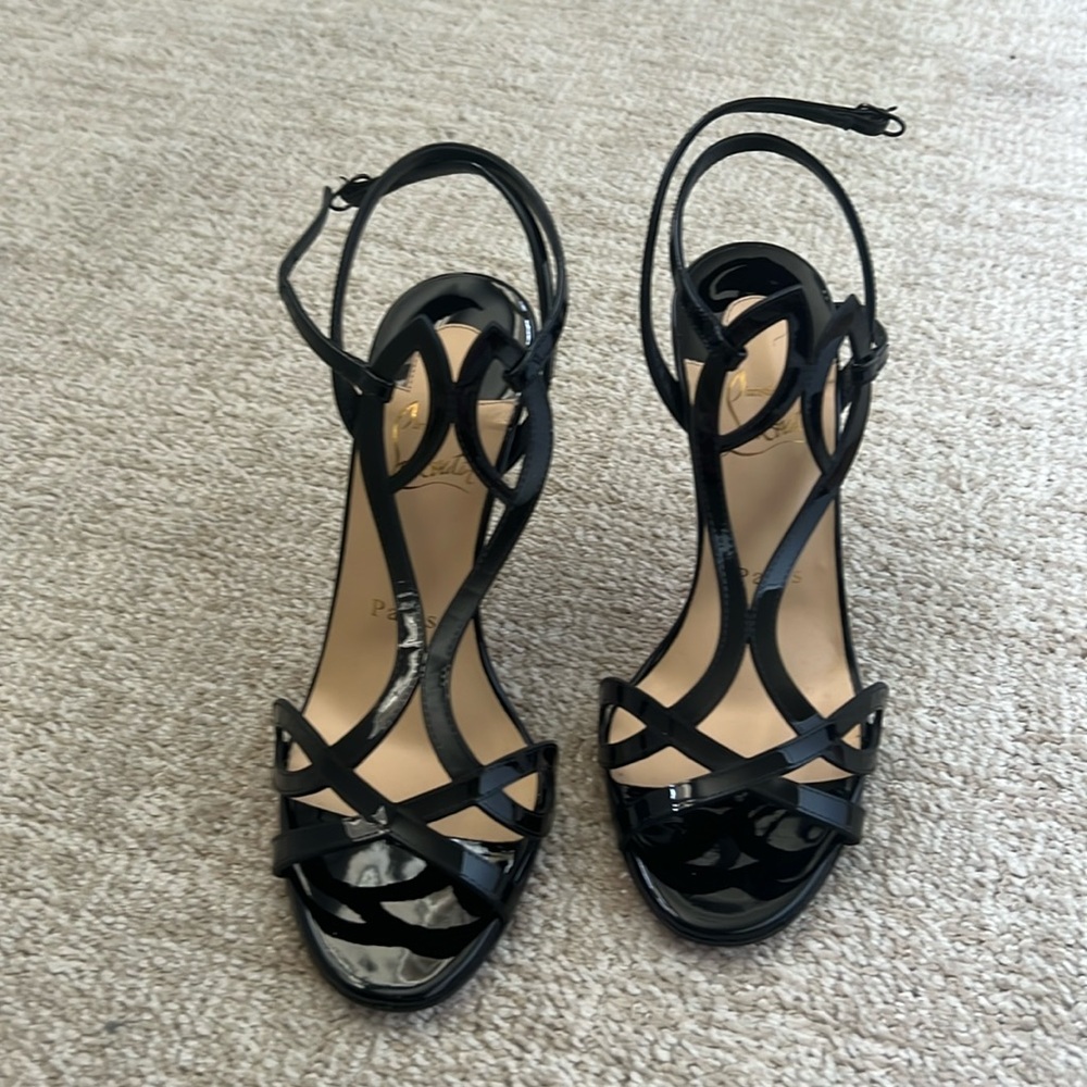 Nwot : Christian Louboutin: Double L Patent Sandals 100